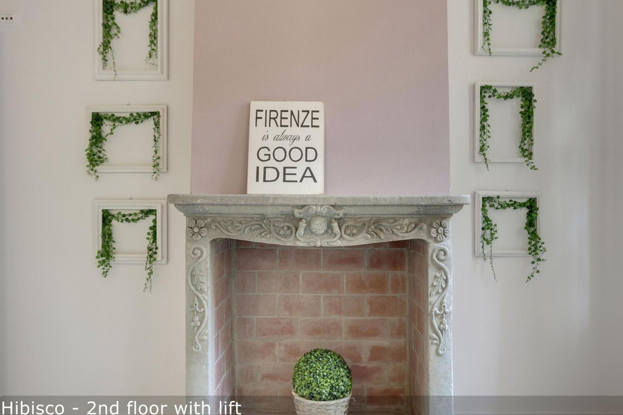 Vertical Garden Apartments By Mamo Florence Bilik gambar